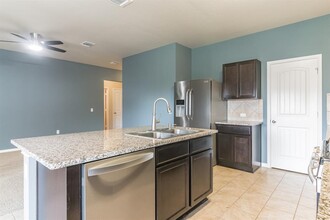 1702 Deodara Dr in Cedar Park, TX - Building Photo - Building Photo