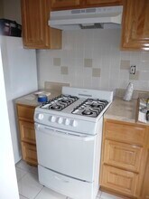 13 Revere Pl, Unit #3 in Brooklyn, NY - Foto de edificio - Building Photo