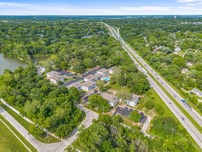 Forest Park Apartments in Kansas City, MO - Building Photo - Building Photo