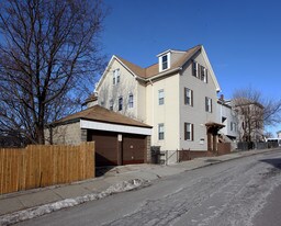 94 Eastern Ave in Worcester, MA - Building Photo