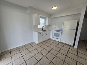 5427 16th St E in Bradenton, FL - Building Photo - Building Photo