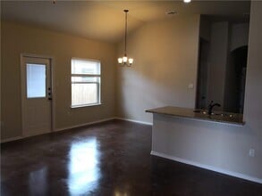 233 Joanne Lp in Buda, TX - Building Photo - Building Photo