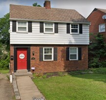 1744 Pioneer Ave in Pittsburgh, PA - Building Photo