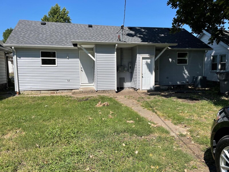 1615 Lawton Ave in Indianapolis, IN - Building Photo