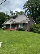 952 Middle Ave in Marion, VA - Building Photo