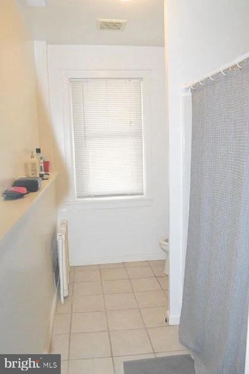 property at 129 W Miner St