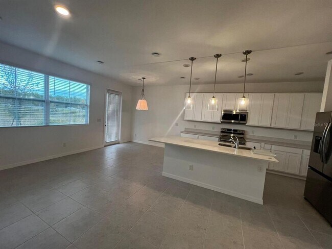 741 Longboat Dr in Davenport, FL - Building Photo - Building Photo