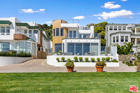 31721 Sea Level Dr in Malibu, CA - Foto de edificio - Building Photo