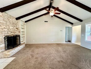 5110 Powder River Rd in Austin, TX - Building Photo - Building Photo