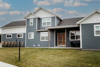 382 Talon Way in Bozeman, MT - Foto de edificio - Building Photo