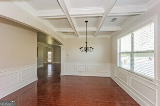 561 Greyhound Ct in Union City, GA - Building Photo - Building Photo