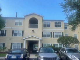 18155 Bridle Club Dr in Tampa, FL - Building Photo