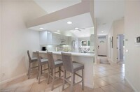 14530 Red Fox Run, Unit 204 in Naples, FL - Building Photo - Building Photo