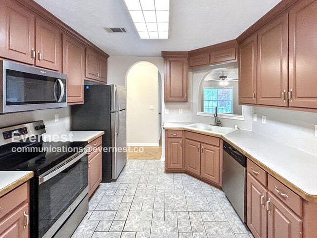 1424 Snow Hill Dr in Lawrenceville, GA - Building Photo - Building Photo