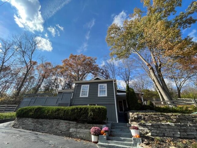 property at 4261 Walton Creek Rd