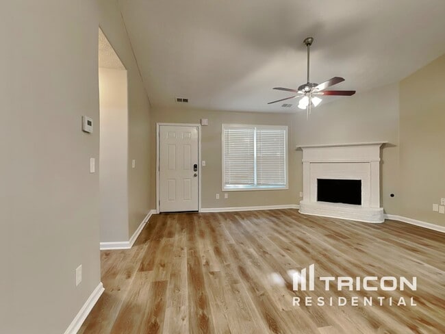 449 Sarah's Ln in Locust Grove, GA - Building Photo - Building Photo