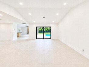 4823 NW 91st Way in Coral Springs, FL - Building Photo - Building Photo