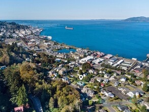 3088 Harrison Ave in Astoria, OR - Building Photo - Building Photo