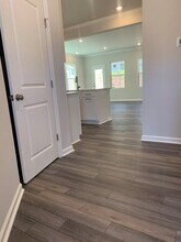 139 Iris Dr in Raleigh, NC - Building Photo - Building Photo