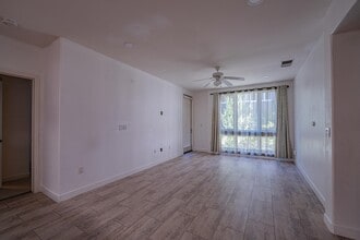 5501 DeMarcus Blvd, Unit 342 in Dublin, CA - Foto de edificio - Building Photo