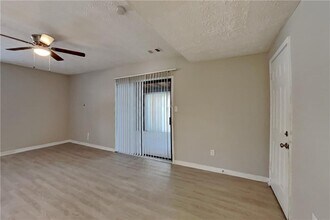 3263 Holly Mill Run in Marietta, GA - Building Photo - Building Photo