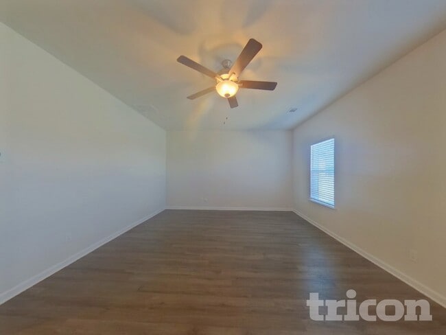 823 Athens Ln in Locust Grove, GA - Building Photo - Building Photo