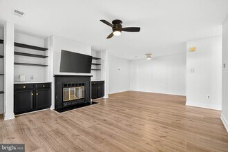 6910 Sandra Marie Cir in Alexandria, VA - Building Photo - Building Photo