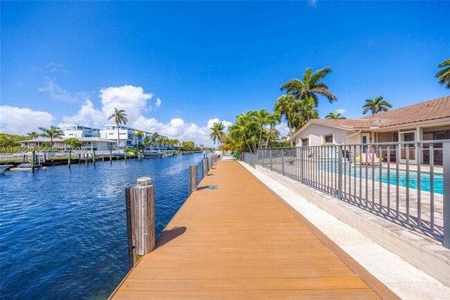 2752 NE 3rd St in Pompano Beach, FL - Building Photo - Building Photo