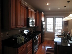 33 N Milton Ave in Baltimore, MD - Building Photo - Building Photo