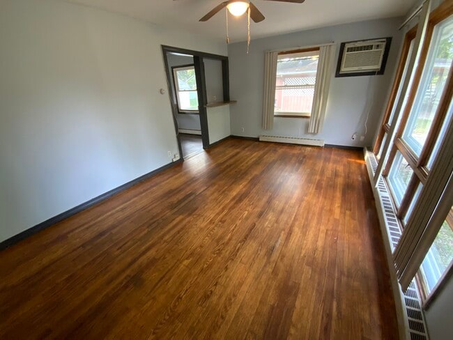 1405 Chandler St in Danville, IL - Building Photo - Building Photo