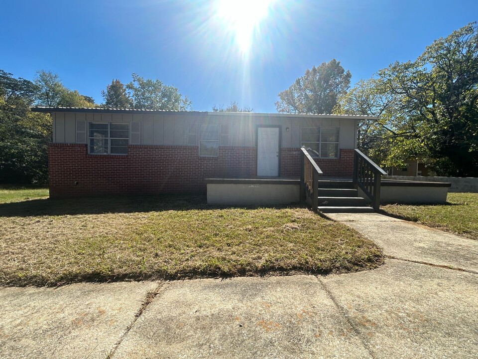 4421 Tate Ave in Adamsville, AL - Building Photo