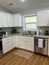 101 SW 24th St in Oak Island, NC - Building Photo - Building Photo