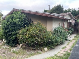 8507 Fullbright Ave in Los Angeles, CA - Foto de edificio - Building Photo