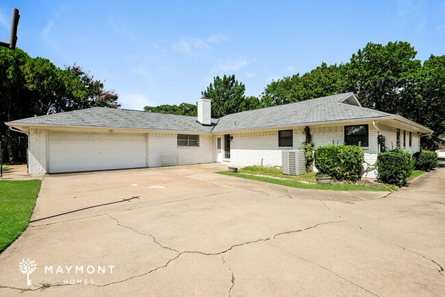 6413 Wilton Dr in Fort Worth, TX - Building Photo - Building Photo