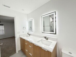 947 N Atmore Cir in Deltona, FL - Building Photo - Building Photo