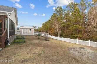 711 Shearwater Ln in Swansboro, NC - Building Photo - Building Photo