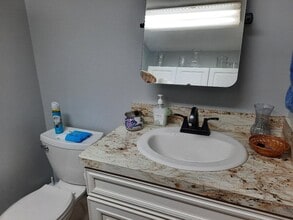 406 Terrace Ave in Toms River, NJ - Building Photo - Building Photo