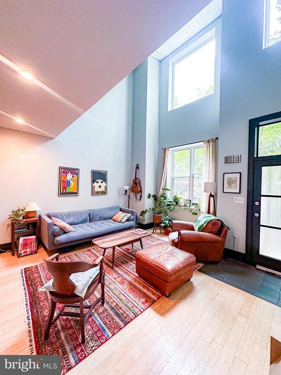 1866 Ingleside Terrace NW in Washington, DC - Building Photo - Building Photo