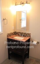 2232 SE 105th Ave in Portland, OR - Building Photo - Building Photo