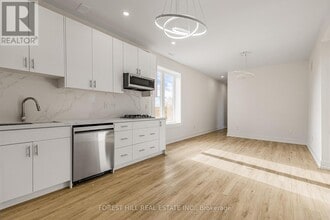 171 Cedric Ave in Toronto, ON - Building Photo - Building Photo