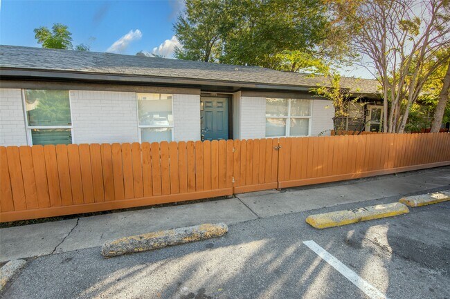 1617 Northwood St in Houston, TX - Building Photo - Building Photo