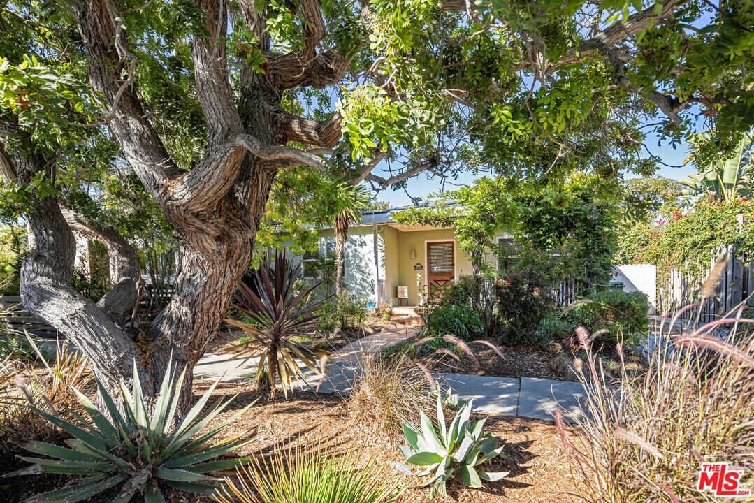 2808 Clune Ave in Los Angeles, CA - Building Photo