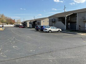 4545 E Zora St in Joplin, MO - Building Photo