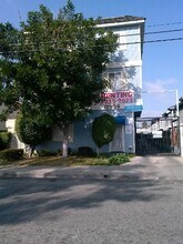 Kornblum II Apartments in Hawthorne, CA - Building Photo - Interior Photo