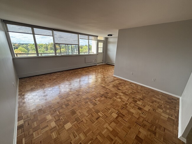 property at 1061 Queen's Blvd
