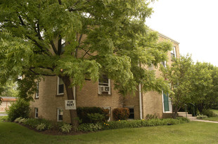 861 Waukegan Rd Apartments