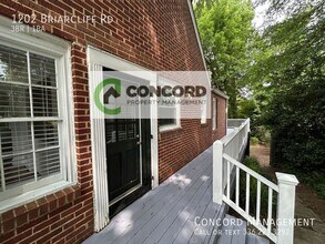 1202 Briarcliff Rd in Greensboro, NC - Building Photo - Building Photo