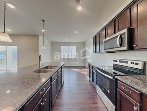 885 Headland Wy, Unit 2302 in Holly Springs, GA - Building Photo - Building Photo