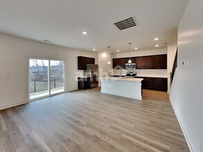 218 Malayna Dr S in Hendersonville, TN - Building Photo - Building Photo
