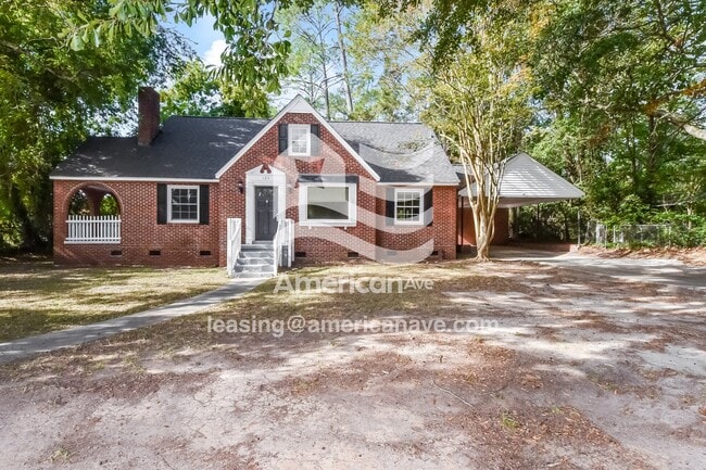123 Hendrix St in West Columbia, SC - Building Photo - Building Photo